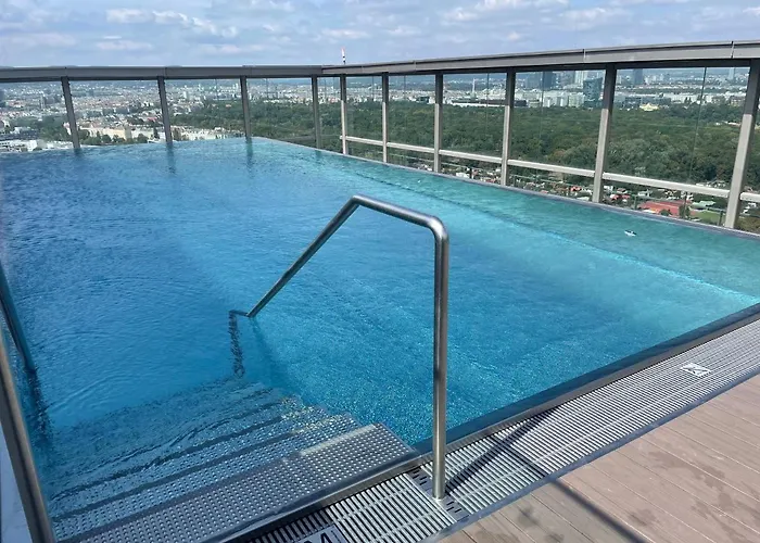 Sunrise Above Sky With Rooftop Pool Daire *